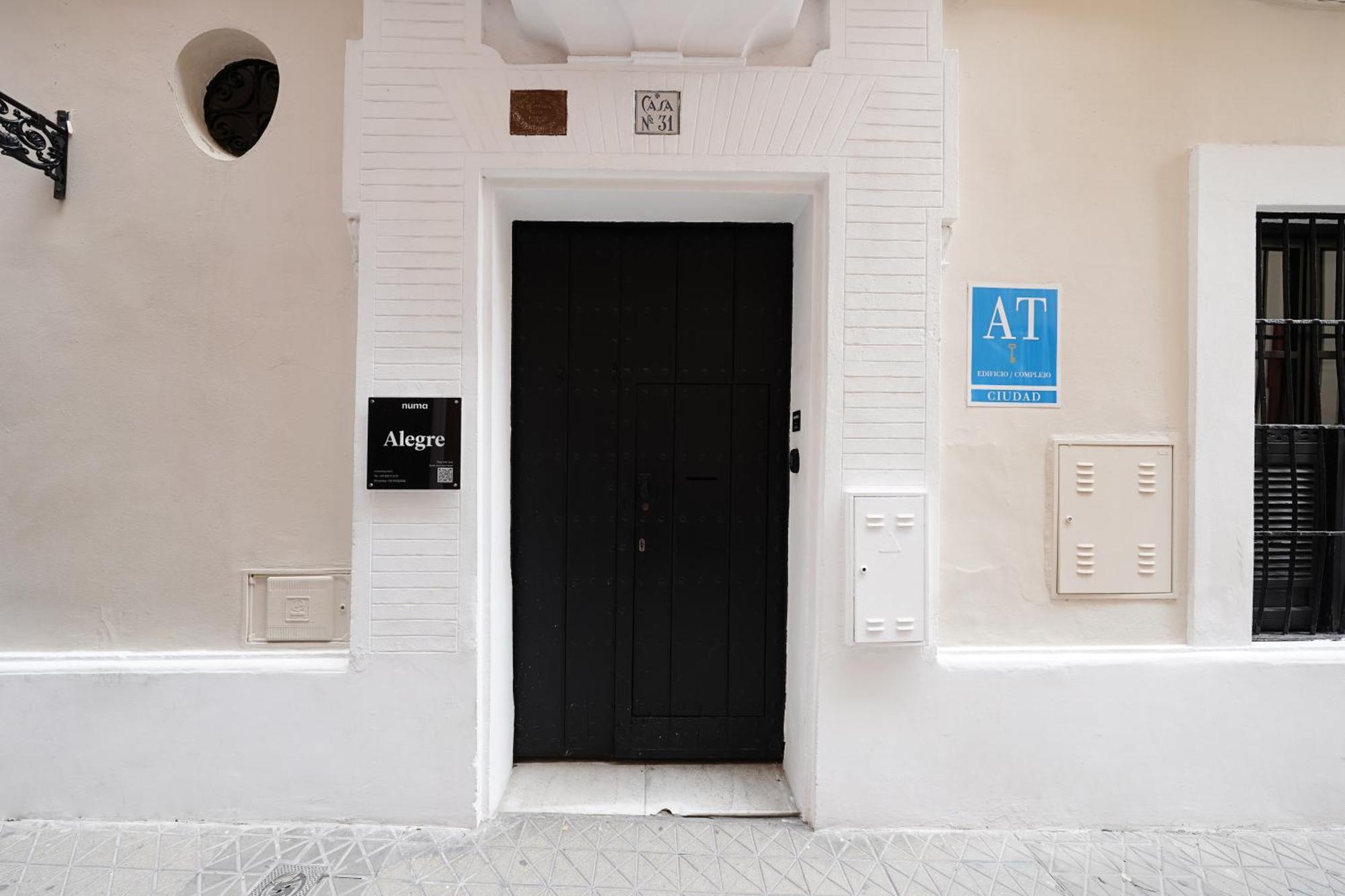 Numa Seville Alegre Экстерьер фото