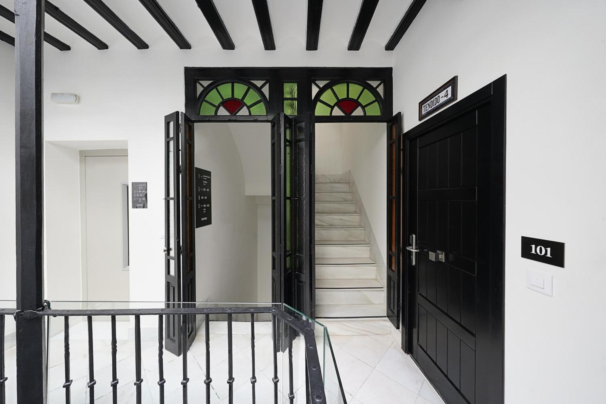 Numa Seville Alegre Экстерьер фото